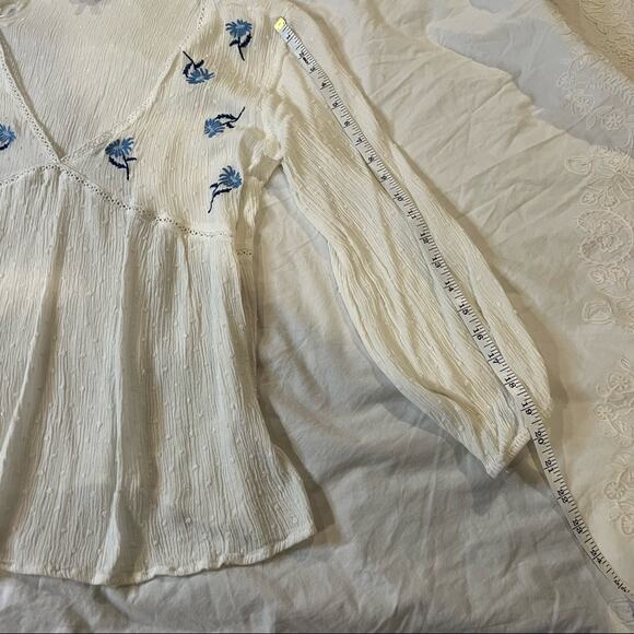 Amaryllis Clip Dot V-Neck Embroidered Peasant Blouse size PXL - Picture 5 of 9